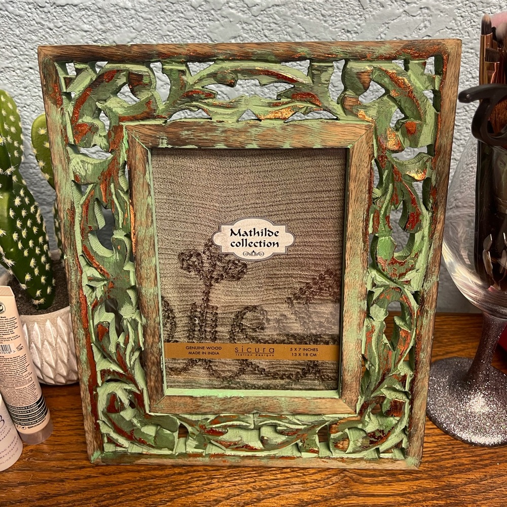 Beautiful picture frame still in box